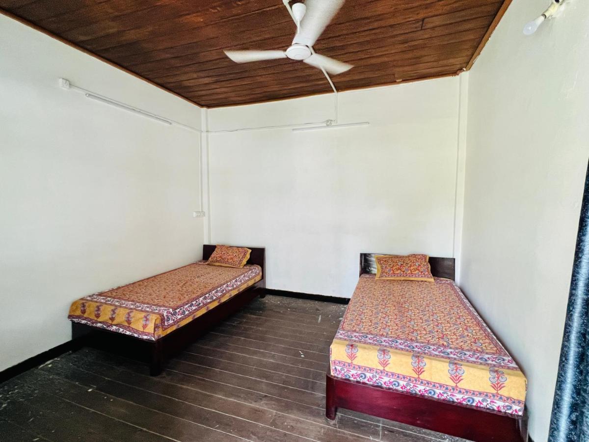 Levi Home Guest House & Retreat Centre Siliguri Buitenkant foto
